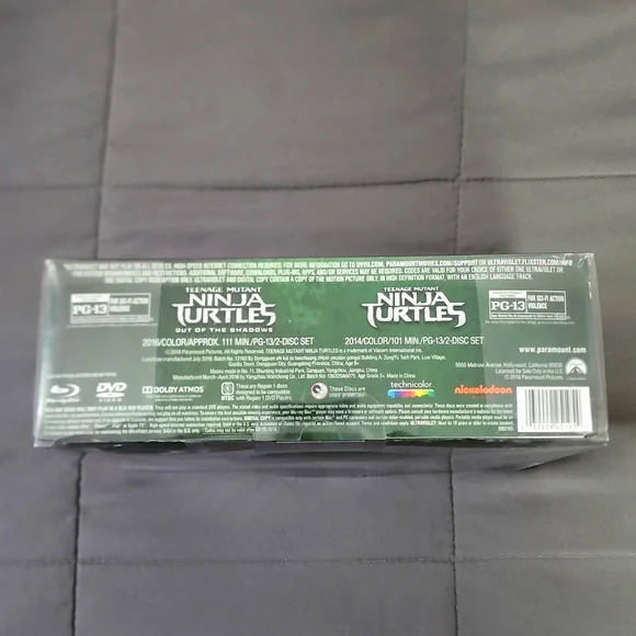 Teenage Mutant Ninja Turtles. Collectible Turtle Lunchbox Gift Set - Picture 11 of 13